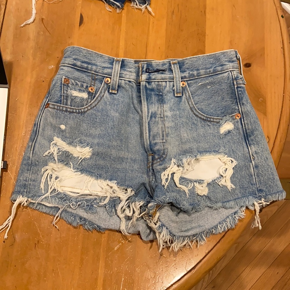 Levi Light Wash Jean Shorts